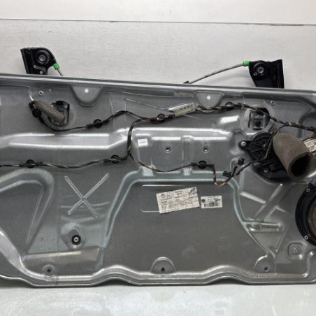 Leve vitre electrique avant gauche VOLKSWAGEN POLO 4 Photo n°1