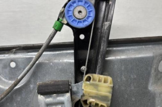 Leve vitre electrique avant gauche VOLKSWAGEN POLO 4
