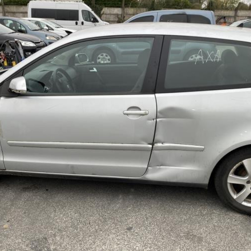 Leve vitre electrique avant gauche VOLKSWAGEN POLO 4 Photo n°15