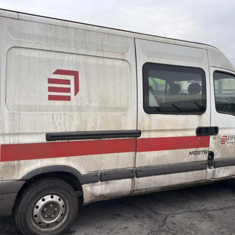 Poignee interieur porte de coffre gauche RENAULT MASTER 2 Photo n°8