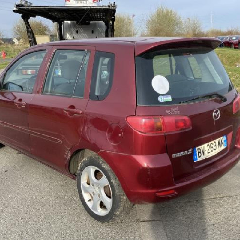 Feu arriere secondaire droit (feux) MAZDA 2 1 Photo n°8