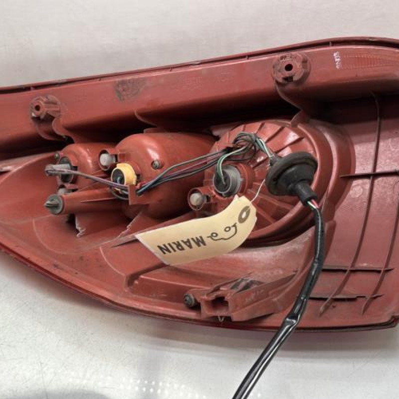 Feu arriere principal droit (feux) MAZDA 5 1 Photo n°3