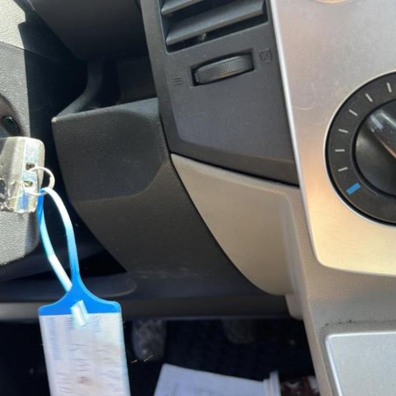 Feu arriere principal droit (feux) MAZDA 5 1 Photo n°11