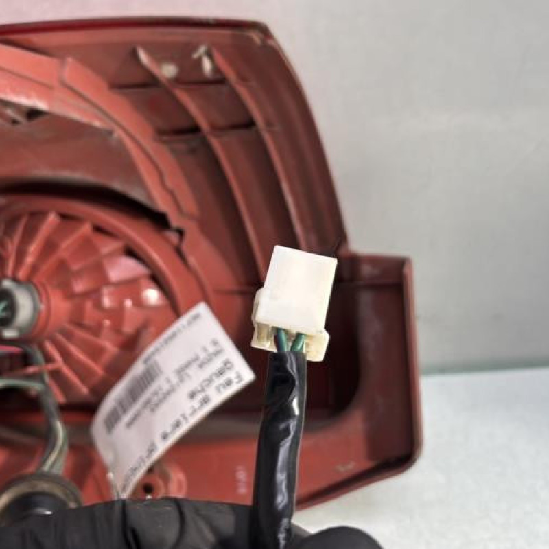 Feu arriere principal gauche (feux) MAZDA 5 1 Photo n°3