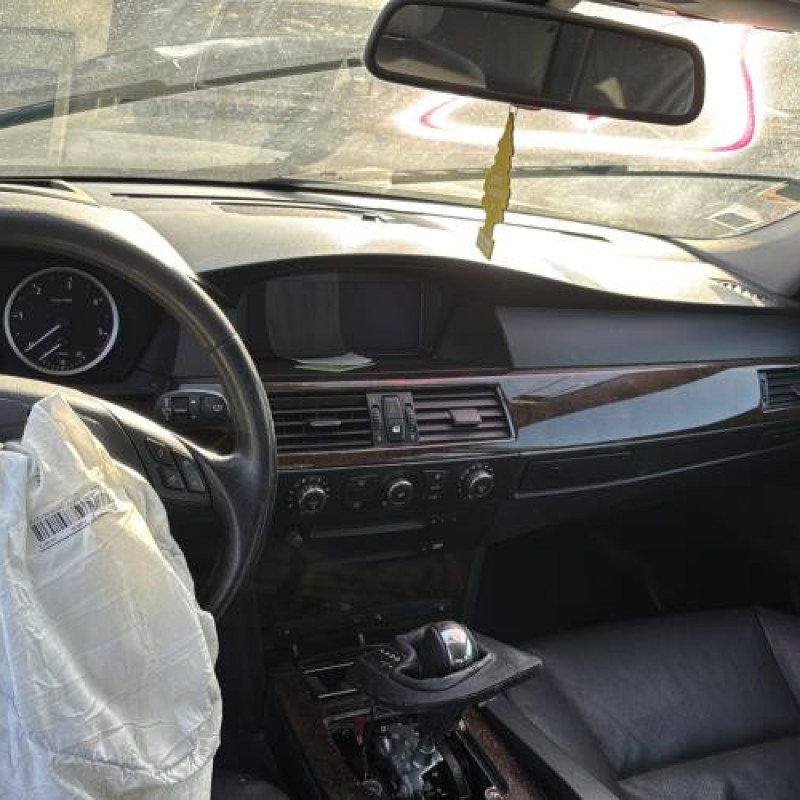 Anti brouillard droit (feux) BMW SERIE 5 E60 Photo n°16