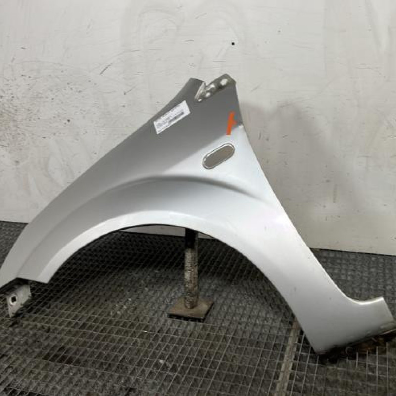 Aile avant gauche FORD FIESTA 5 Photo n°4