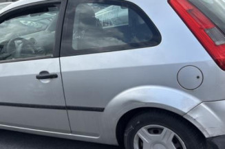 Aile avant gauche FORD FIESTA 5