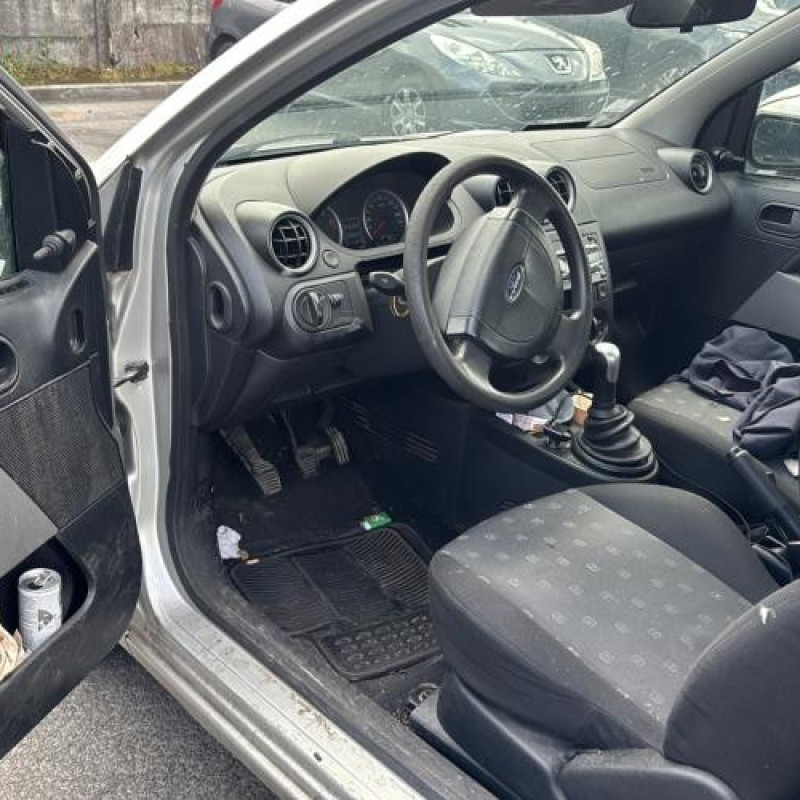 Aile avant gauche FORD FIESTA 5 Photo n°14