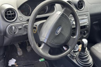 Aile avant gauche FORD FIESTA 5