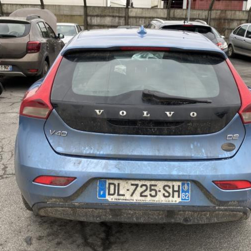 Poignee porte arriere gauche VOLVO V 40 2 Photo n°9