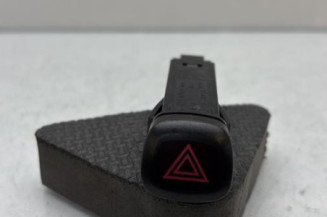 Bouton de warning VOLVO V 40 2 Photo n°1