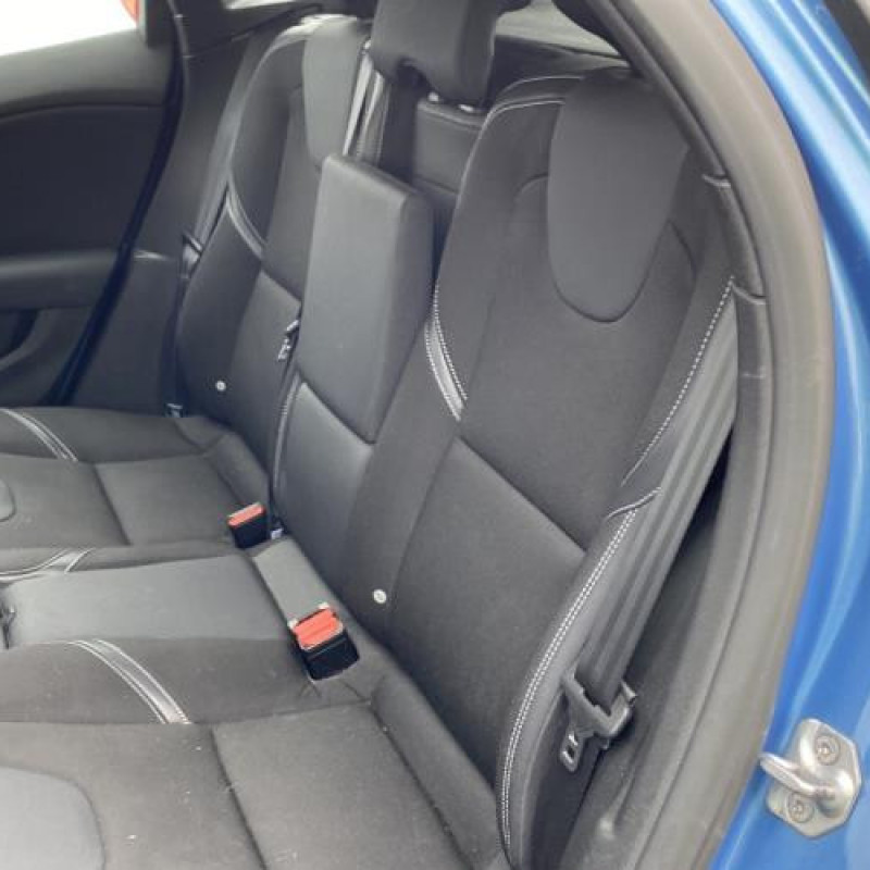 Bouton de warning VOLVO V 40 2 Photo n°17