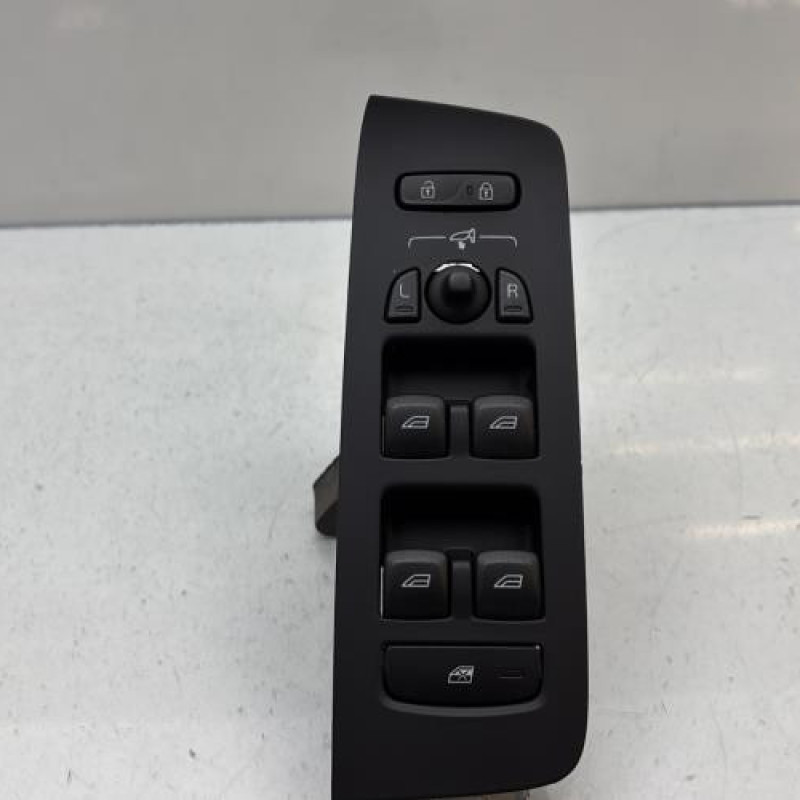 Interrupteur de leve vitre avant gauche VOLVO V 40 2 Photo n°1