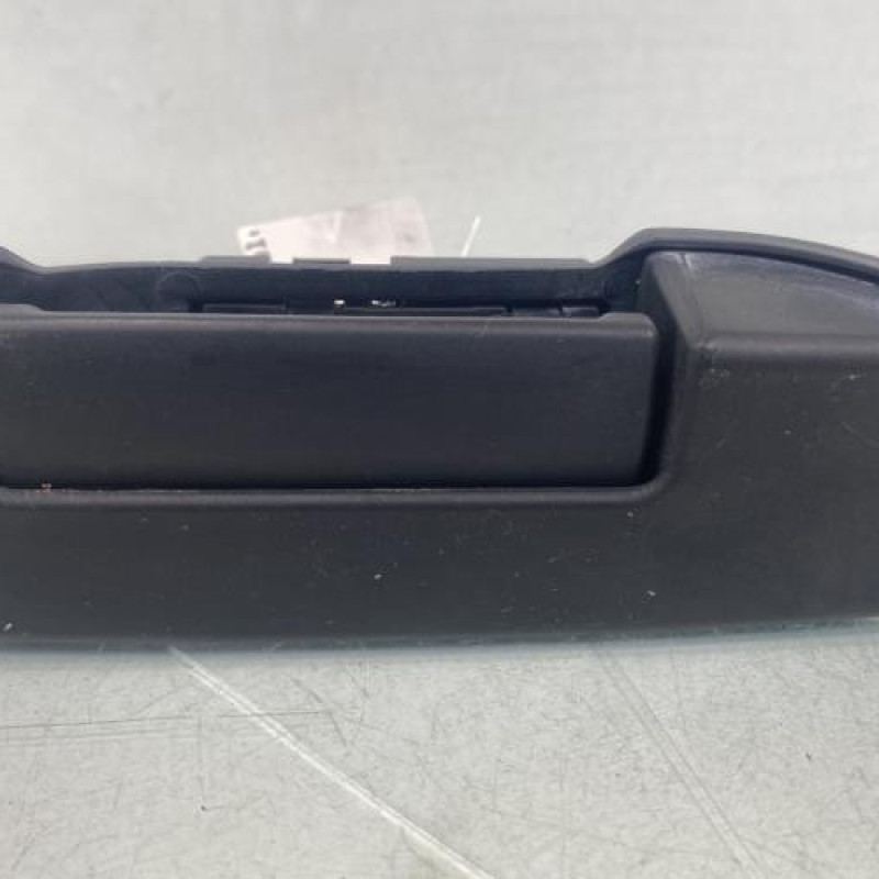 Poignee porte laterale droit DACIA DOKKER Photo n°1