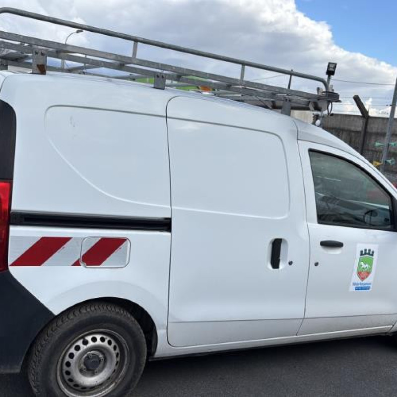 Antenne DACIA DOKKER Photo n°16