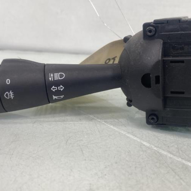 Commodo phare DACIA DOKKER Photo n°1