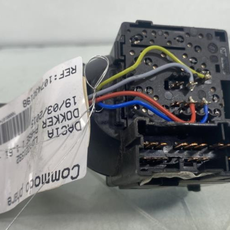 Commodo phare DACIA DOKKER Photo n°3