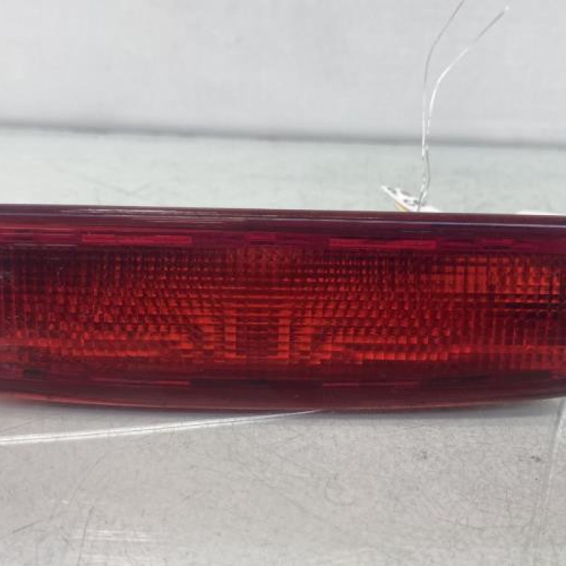 Feu arriere stop central DACIA DOKKER Photo n°1