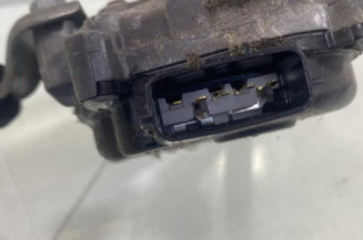 Moteur essuie glace avant DACIA DOKKER