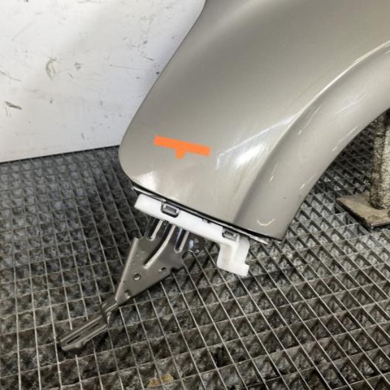 Aile avant gauche PEUGEOT 208 1 Photo n°2