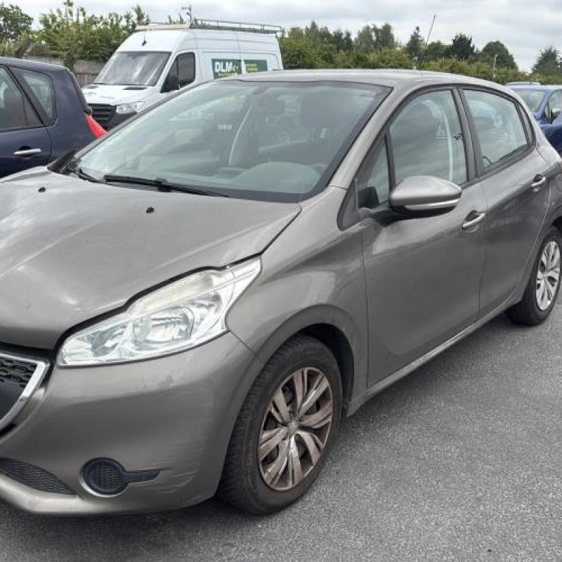 Aile avant gauche PEUGEOT 208 1 Photo n°6