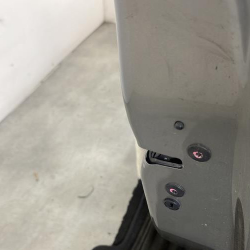 Porte avant droit PEUGEOT 208 1 Photo n°4