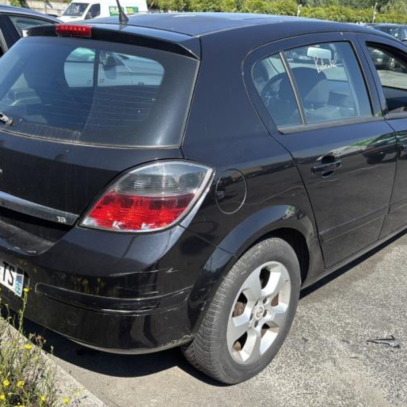 Feu arriere principal gauche (feux) OPEL ASTRA H Photo n°6