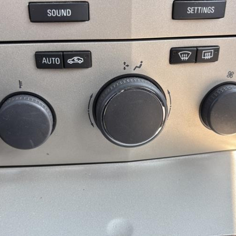 Feu arriere principal gauche (feux) OPEL ASTRA H Photo n°18