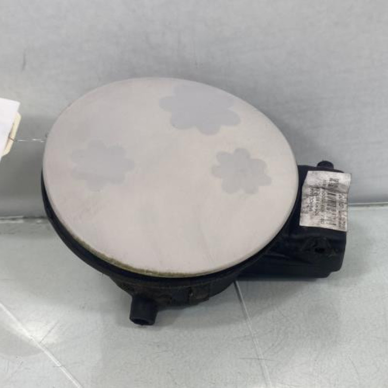 Trappe d'essence VOLKSWAGEN POLO 4 Photo n°1