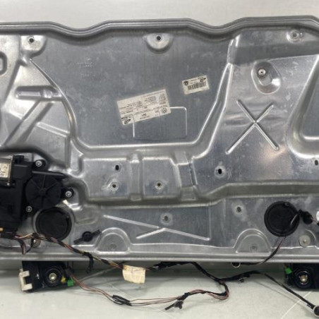 Leve vitre electrique avant gauche VOLKSWAGEN POLO 4 Photo n°1
