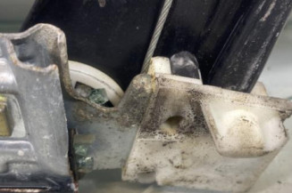 Leve vitre electrique avant gauche VOLKSWAGEN POLO 4