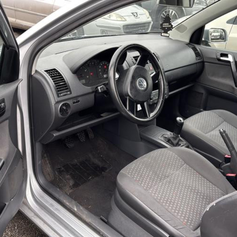 Leve vitre electrique avant gauche VOLKSWAGEN POLO 4 Photo n°20