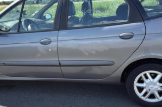 Moteur essuie glace arriere RENAULT SCENIC 1