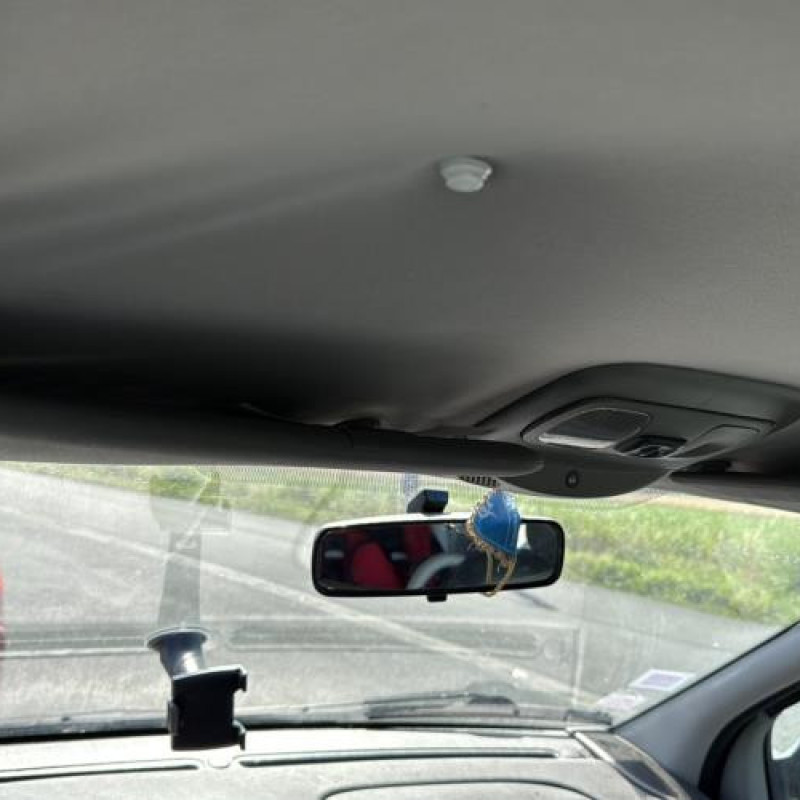 Moteur essuie glace arriere RENAULT SCENIC 1 Photo n°17