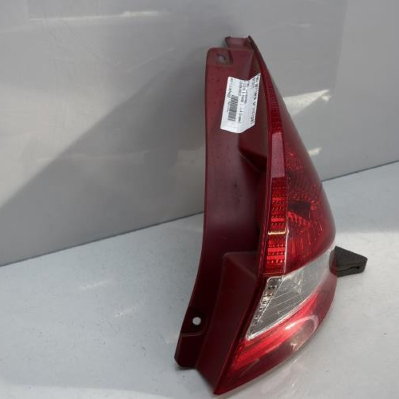 Feu arriere principal droit (feux) FORD FIESTA 6 Photo n°2