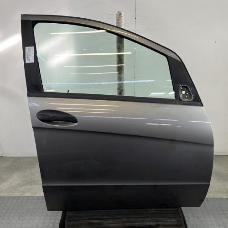 Porte avant droit MERCEDES CLASSE A 169 Photo n°1