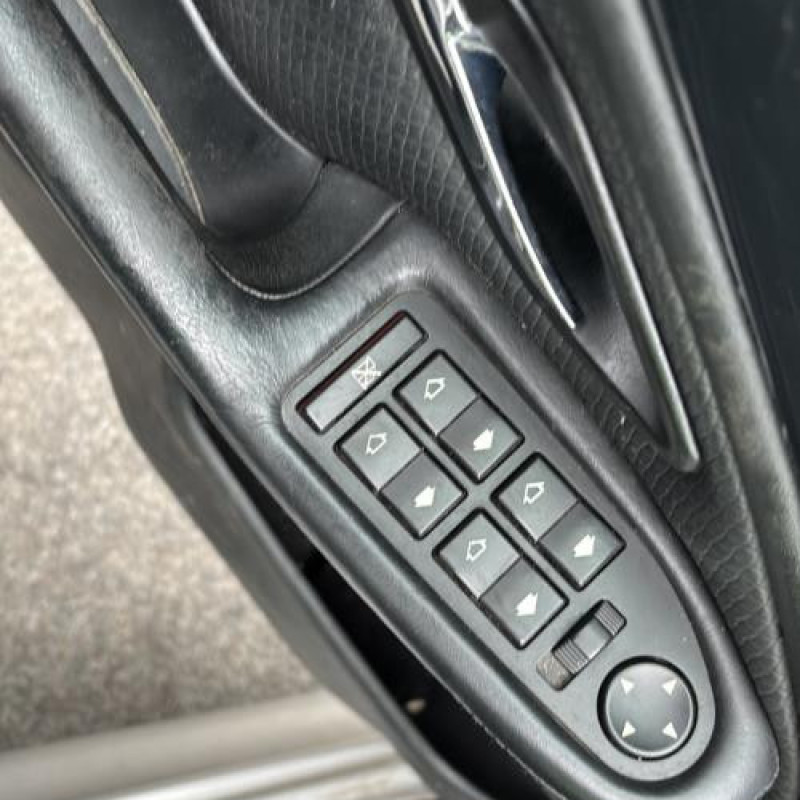 Feu arriere principal gauche (feux) BMW SERIE 5 E39 Photo n°13