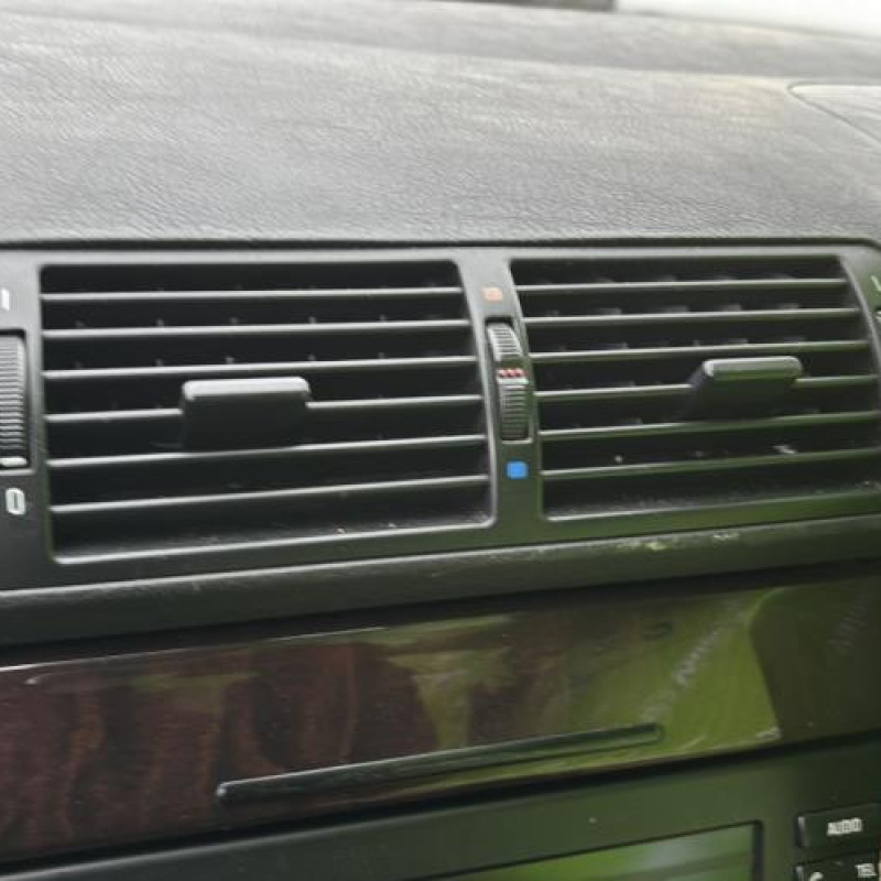 Feu arriere principal gauche (feux) BMW SERIE 5 E39 Photo n°20