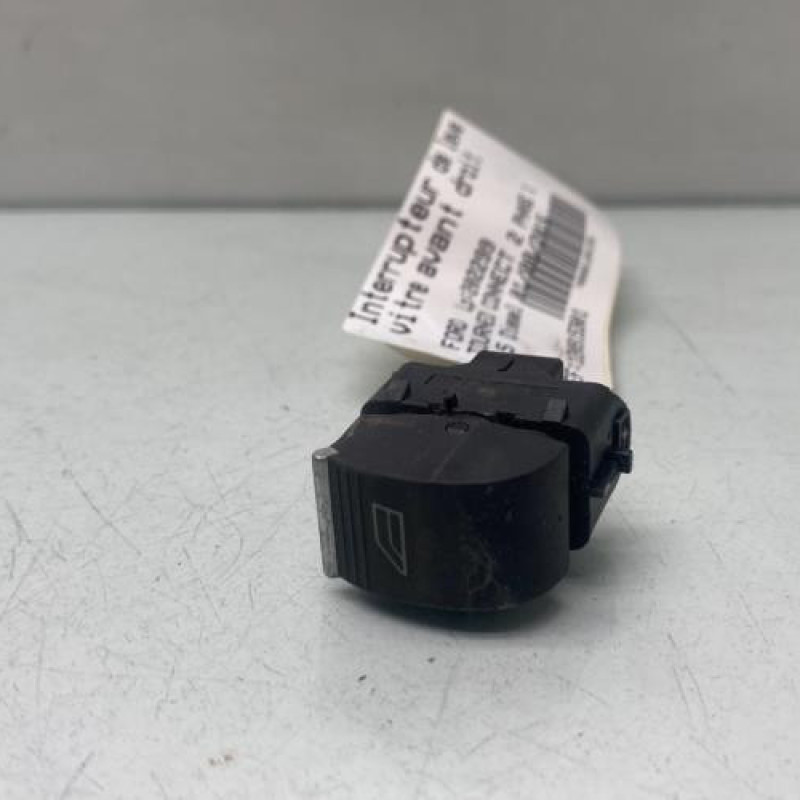 Interrupteur de leve vitre avant droit FORD TOURNEO CONNECT 2 Photo n°1