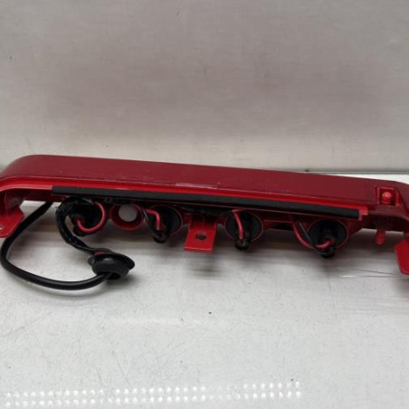 Feu arriere stop central KIA STONIC