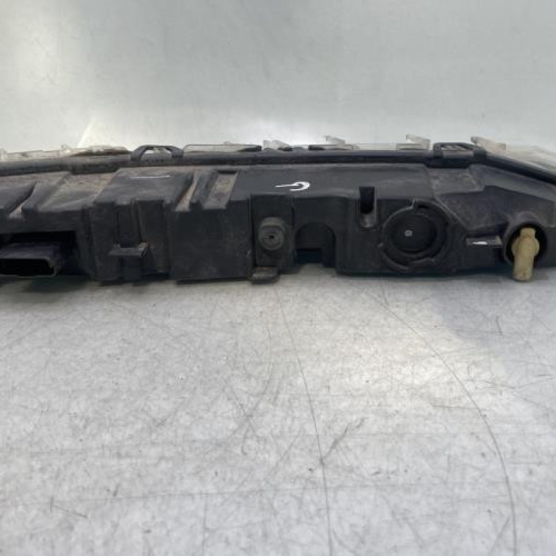 Feu diurne avant gauche CITROEN C4 GRAND PICASSO 2 Photo n°4