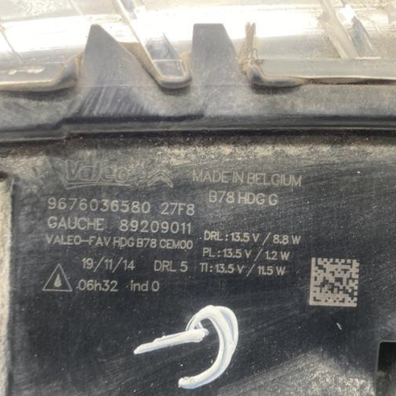 Feu diurne avant gauche CITROEN C4 GRAND PICASSO 2 Photo n°5