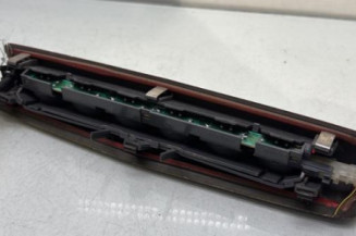 Feu arriere stop central OPEL ASTRA H