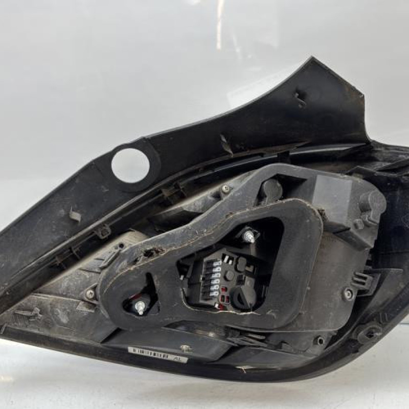 Feu arriere principal gauche (feux) OPEL ASTRA H Photo n°4