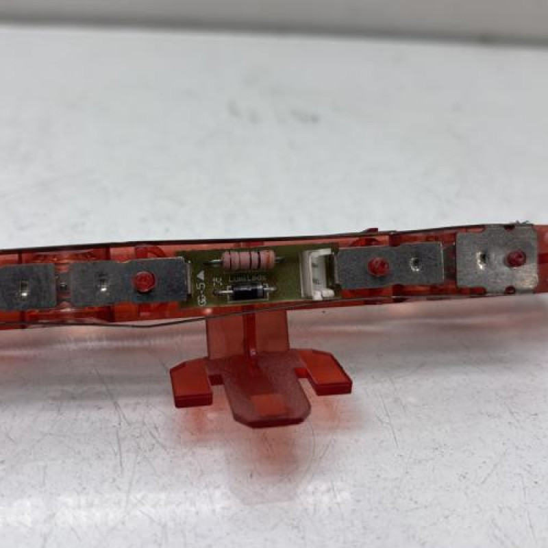 Feu arriere stop central MERCEDES CLASSE A 169 Photo n°3