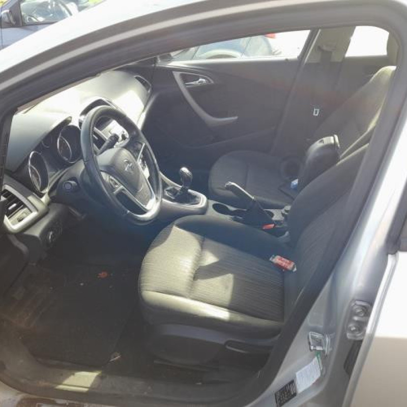 Feu arriere principal gauche (feux) OPEL ASTRA J Photo n°8