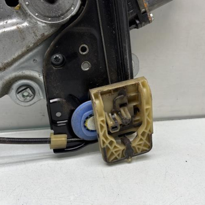 Leve vitre electrique avant gauche OPEL ASTRA J Photo n°2