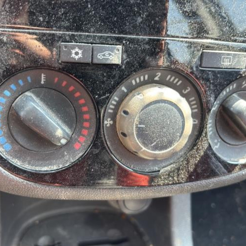 Moteur OPEL CORSA D Photo n°15