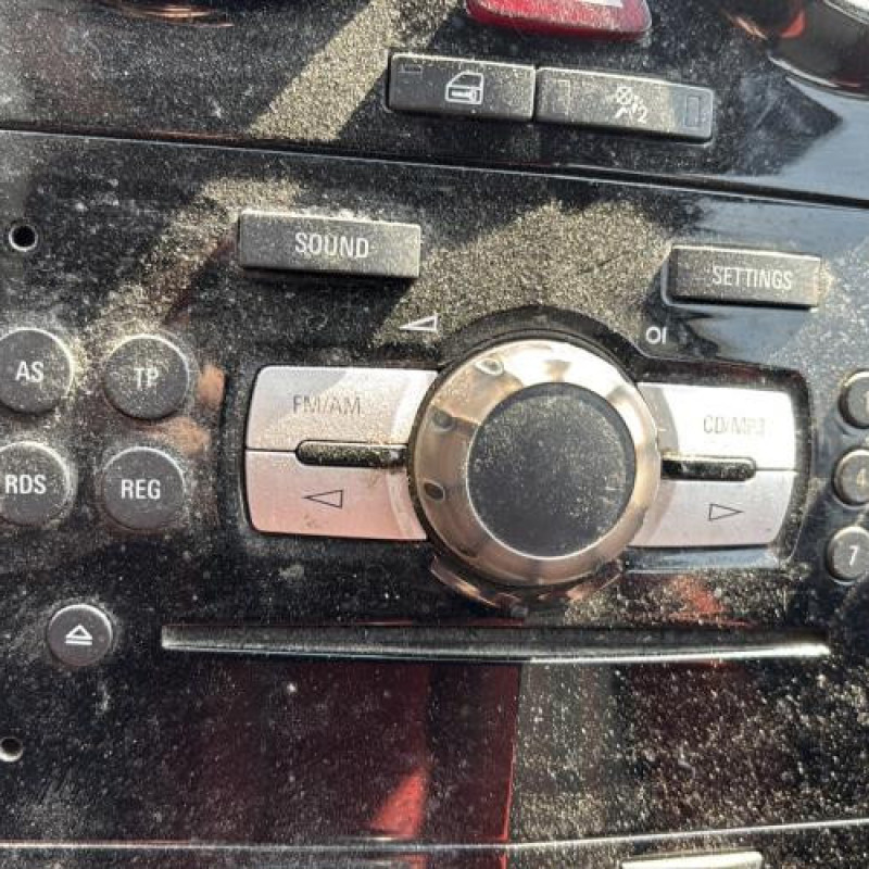 Moteur OPEL CORSA D Photo n°17