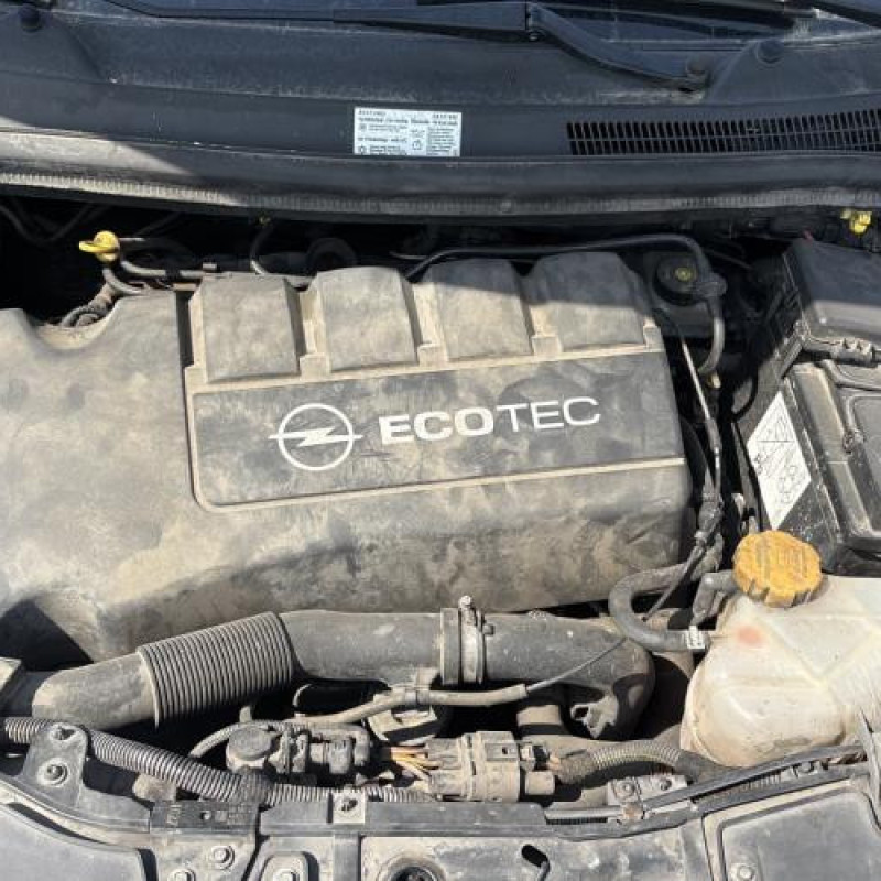 Moteur OPEL CORSA D Photo n°20